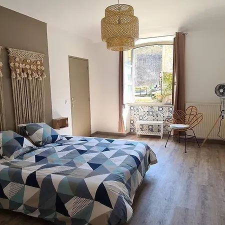 Apartment Climatise Baugallo Vepres *